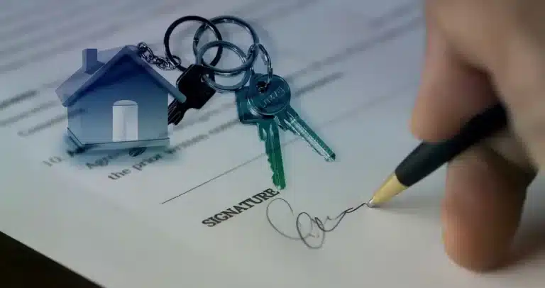 חתימה על חוזה קניית דירה